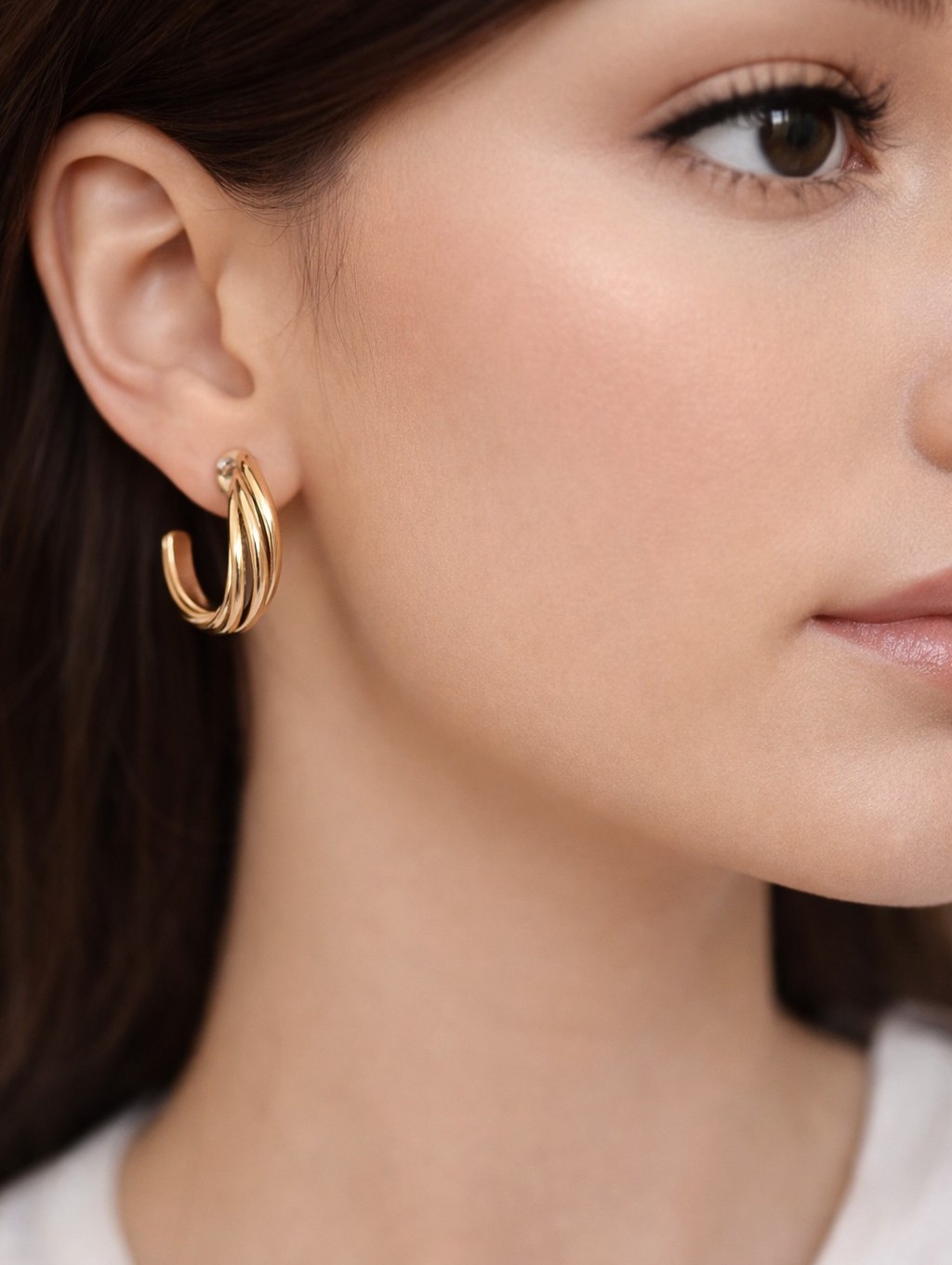 Shiny Gold Double-Twist Hoop Earrings Elegant Women’s Fashion Jewelry